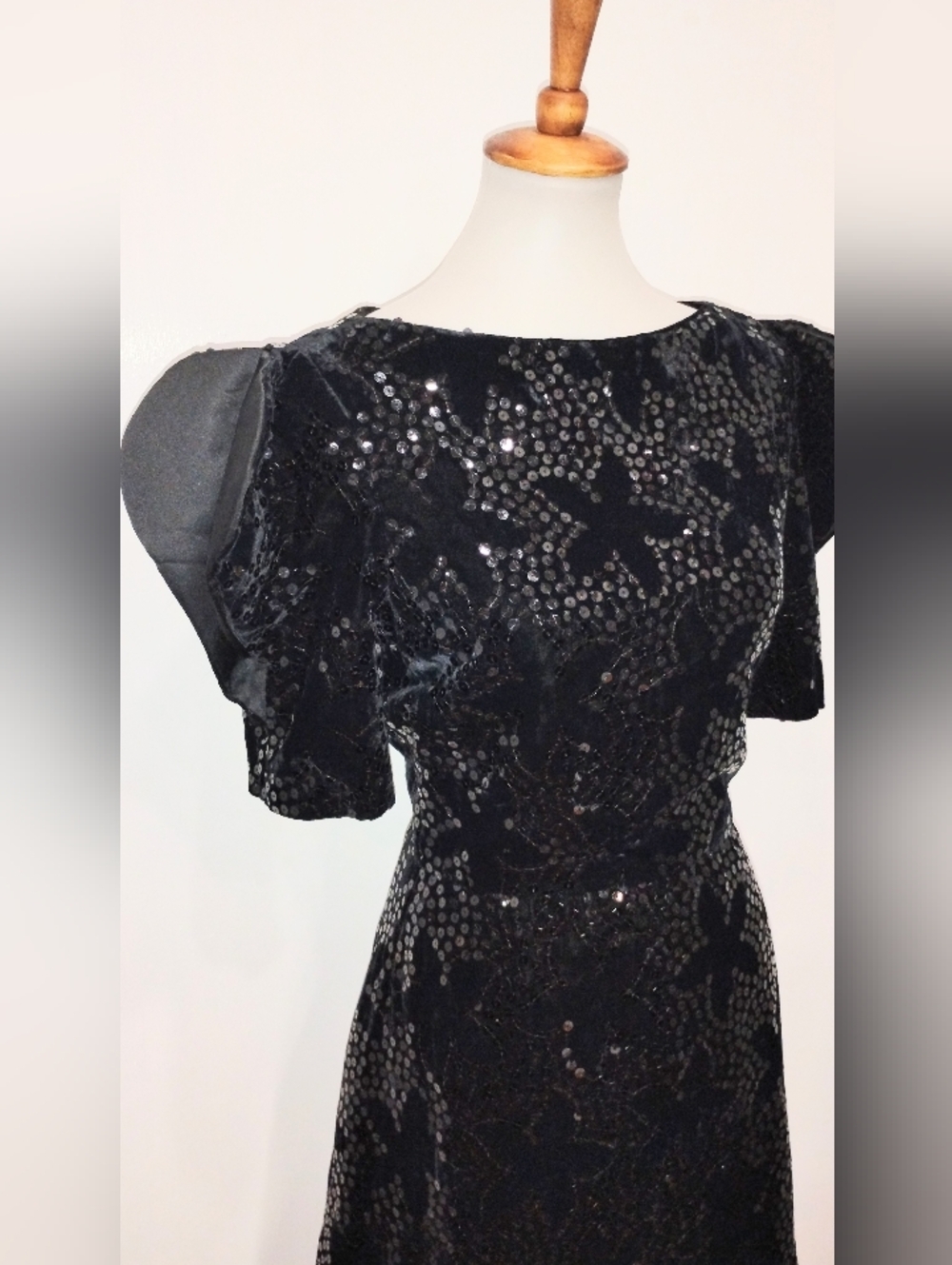 VINTAGE SCAASI VELVET SEQUINED DRESS NWOT